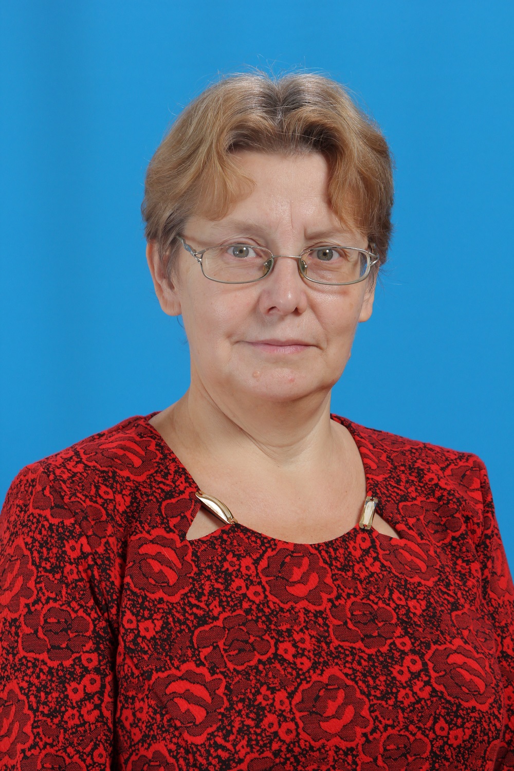 Сичинская Елена Зиновьевна.